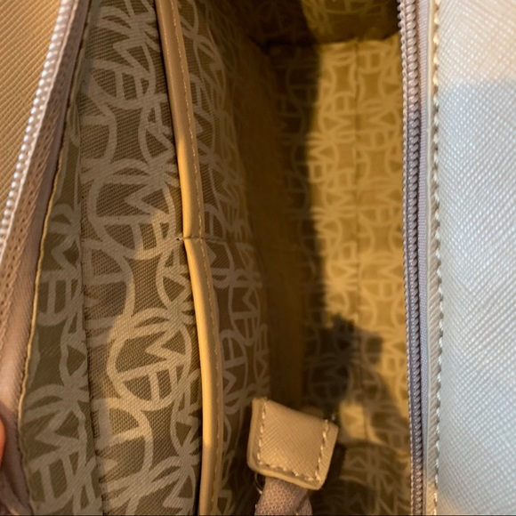 Marc Fisher Crossbody Bag Purse - Picture 6 of 7